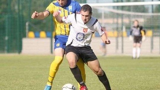 Poważna kontuzja Adisona, Orlęta szukają napastnika