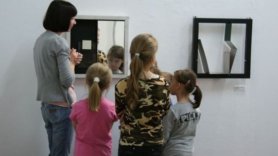 Poważna sztuka dla dzieci