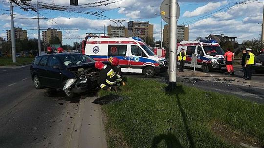 Poważny wypadek na Nadbystrzyckiej i Zana [zdjęcia]