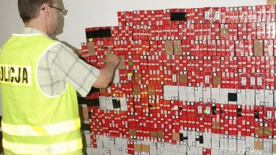 Powiadomił o napadzie, odpowie za papierosy i alkohol bez akcyzy