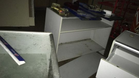 Powiat chełmski: schował się przed policjantami na sklepowej półce