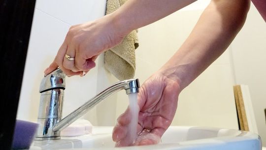 Powiat opolski: woda w niektórych domach nadaje się tylko do spuszczania toalet