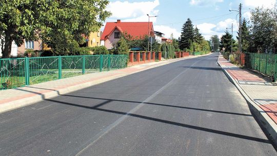 Powiat puławski: 11 kilometrów nowego asfaltu