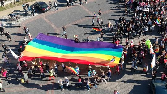 Powiat radzyński. Stanowisko ws. ideologii LGBT. "Tego tematu nie ma w przestrzeni publicznej"