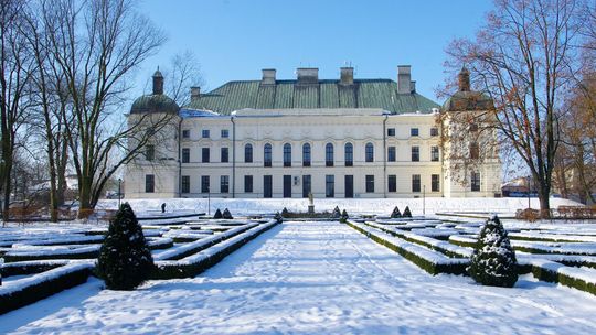 Powiat rozgrzany od inwestycji, ale z budżetem na dużym minusie