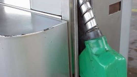 Powiat tomaszowski: Kradną paliwo z ciężarówek