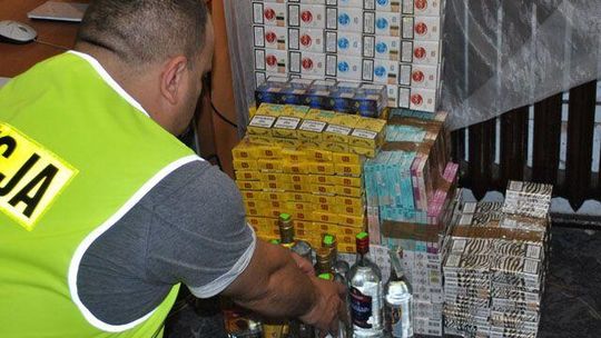 Powiat tomaszowski: Policja przechwyciła kontrabandę