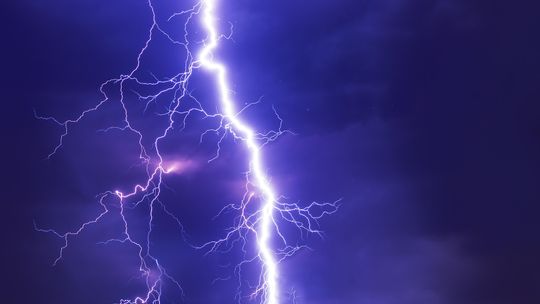 Powieje, zagrzmi i popada. IMGW wydał ostrzeżenie II stopnia dla Lubelszczyzny