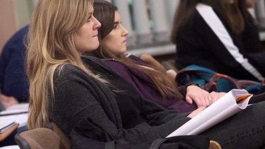 Powtórka przed maturą. W nocy powtarzali materiał z WOS