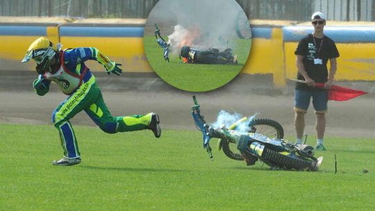 Pożar motocykla podczas Turnieju Zaplecza Kadry Juniorów w Lublinie (zdjęcia)