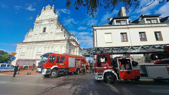 Pożar na Starym Mieście w Zamościu. Ewakuowano lokatorów (aktualizacja)