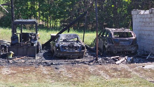 Pożar pod Krasnobrodem. Ogień strawił wszystko Pożar pod Krasnobrodem. Ogień strawił wszystko