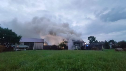 Pożar podczas burzy. Spaliła się stodoła