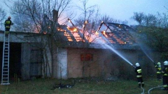 Pożar pustostanu w Niemcach