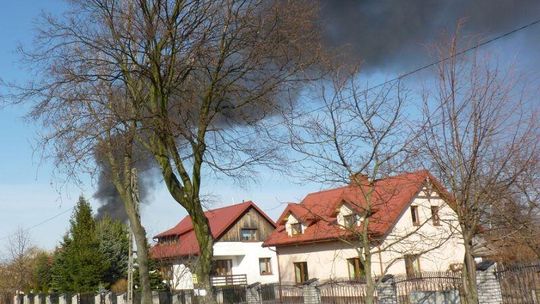 Pożar składowiska opon w Elizówce