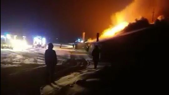 Pożar w Kalinówce. Trwa akcja gaśnicza [wideo]