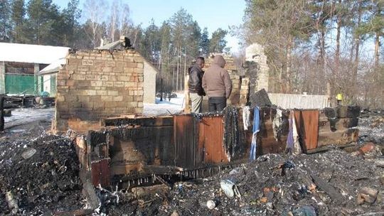 Pożar w Kolembrodach: Były kłopoty z alarmowym numerem 112