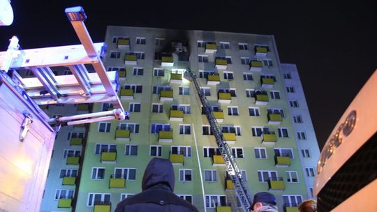 Pożar w Świdniku. Strażacką drabinę trzeba było ściągać z Lublina, bo w mieście jest za krótka