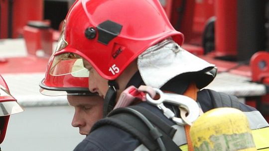 Pożar w Szarowoli: Płonęła fabryka okien i drzwi