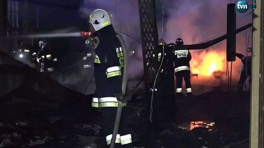 Pożar w Terespolu. Spłonął niemal cały magazyn