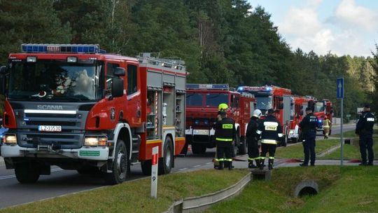 Pożar w wiejskiej szkole. Ewakuacja i akcja gaśnicza. To było zaplanowane