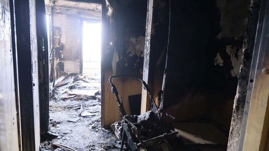 Pożar w wieżowcu w Świdniku. Ludzie dzwonili, że są uwięzieni na balkonach [aktualizacja]