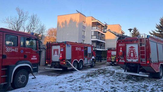 Pożar wybuchł w piwnicy. Mieszkańcy bloku ewakuowani 