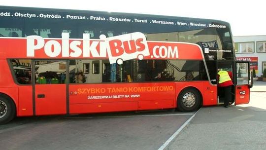 Pożegnanie z luksusem, do Krakowa busem. Marszałek przeciwko kursom Polskiego Busa