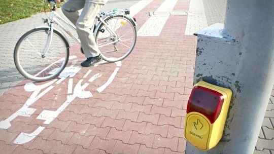 Pożegnanie z przyciskami. Czujnik wykryje rowerzystę