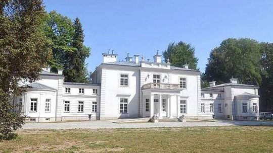 Poznaj historię swojego regionu. Niebieskim szlakiem z Nałęczowa do Celejowa