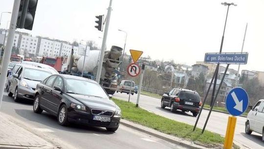 Poznamy chętnych do przebudowy skrzyżowania al. Solidarności i Sikorskiego