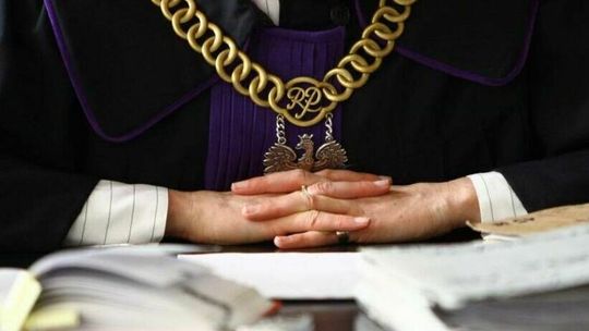 Pożyczali pieniądze i przejmowali mieszkania. Główni podejrzani nie trafili jednak do aresztu