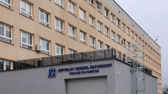 Pożyczki ratują pensje w szpitalu. Jeszcze nie ma nowego dyrektora