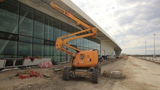 Praca na lotnisku: Informatycy do portu poszukiwani