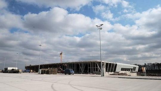 Praca na lotnisku: Ruszyła rekrutacja na trzy pierwsze stanowiska