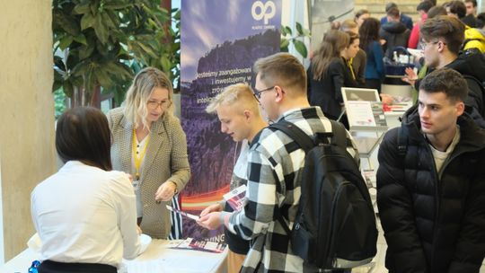 Praca na wyciągnięcie ręki. Dzień Kariery WSEI zgromadzi pracodawców z całego regionu