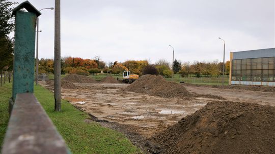 Praca wre. W mieście powstają trzy nowe boiska