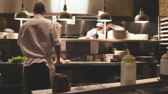 Працевлаштування іноземців на сезонні роботи