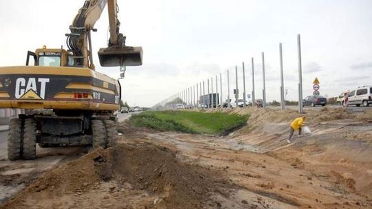 Pracowali i kradli paliwo z budowy S17