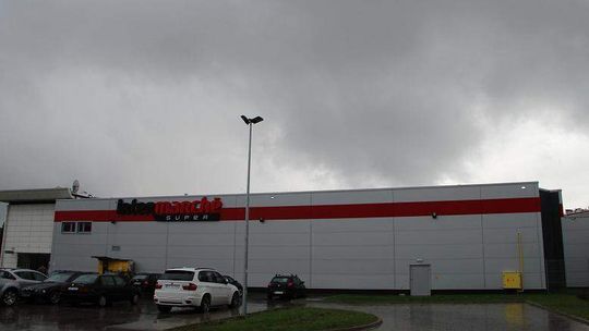 Pracownicy kontra Intermarche. Trwa dochodzenie policji. "To obóz pracy"