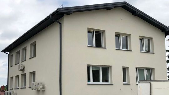 Pracownicy urzędu gminy po roku wracają do Wąwolnicy 