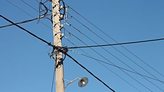  Pracownik dotknął linii energetycznej. Tragiczny wypadek koło Dęblina
