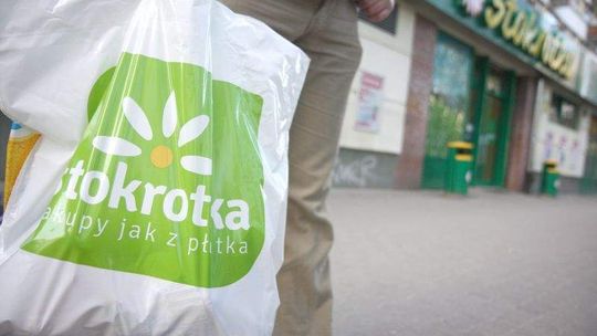 Pracownik Stokrotki: Karzą nas nawet za brak "dzień dobry