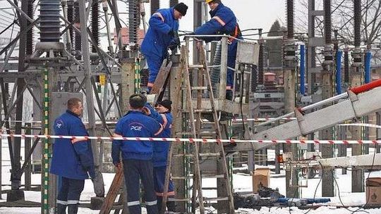 Prąd będzie droższy. Podwyżki najbardziej odczują rolnicy