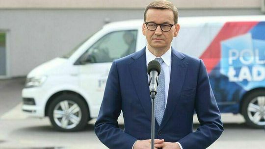 Premier: Gdy fala zakażeń wzbiera, otwieramy szpitale tymczasowe. Dla nikogo nie powinno zabraknąć miejsca