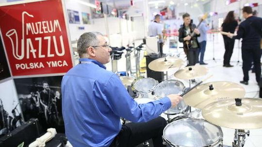 Prezes i pracownicy lotniska zagrali koncert w terminalu Portu Lotniczego Lublin