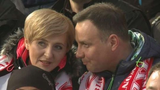 Prezydent Andrzej Duda głośno dopingował skoczków