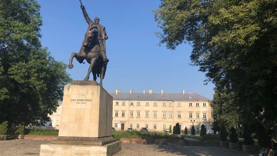 Prezydent gotów oddać pałac. Miasto samo remontu nie udźwignie