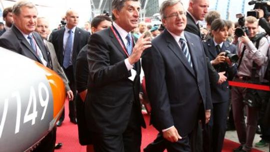Prezydent Komorowski podziwiał nasze śmigłowce
