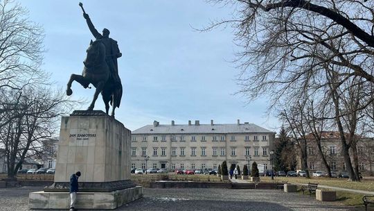 Prezydent listy pisze, ministerstwo nie odpowiada. Chodzi o Pałac Zamoyskich